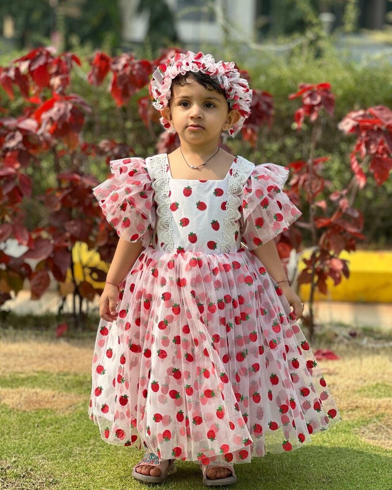 Shopping Online for Baby Girl Dresses