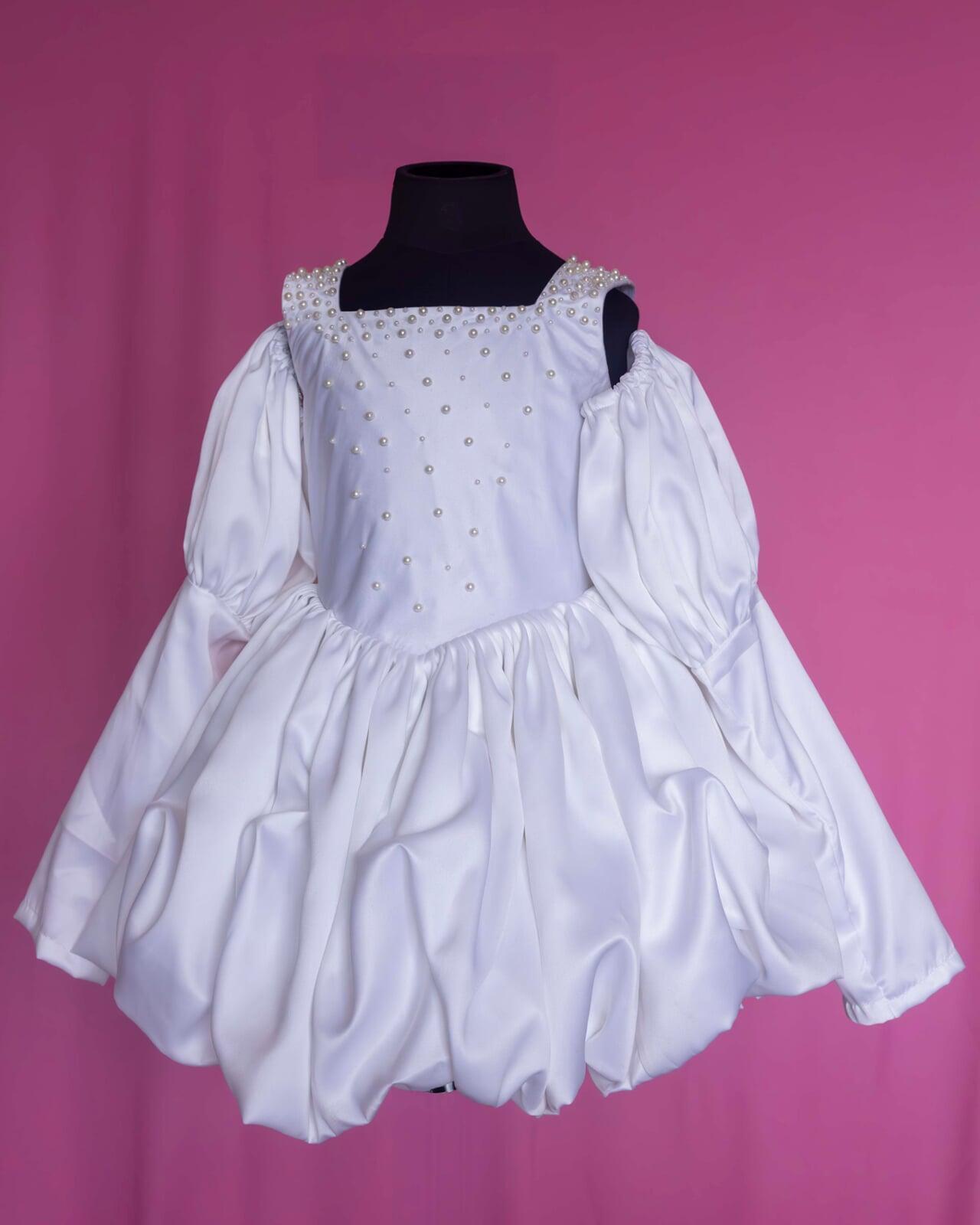 Cozy Christmas wear for baby girls Cozy Christmas wear for baby girls