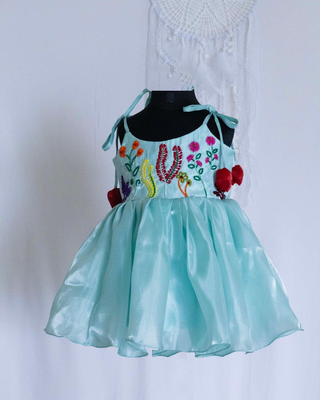 Last minute Festive Dress for Baby Girls Last minute Festive Dress for Baby Girls