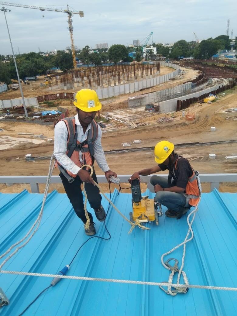 Standing Seam 360° Roofing Sheets Standing Seam 360° Roofing Sheets