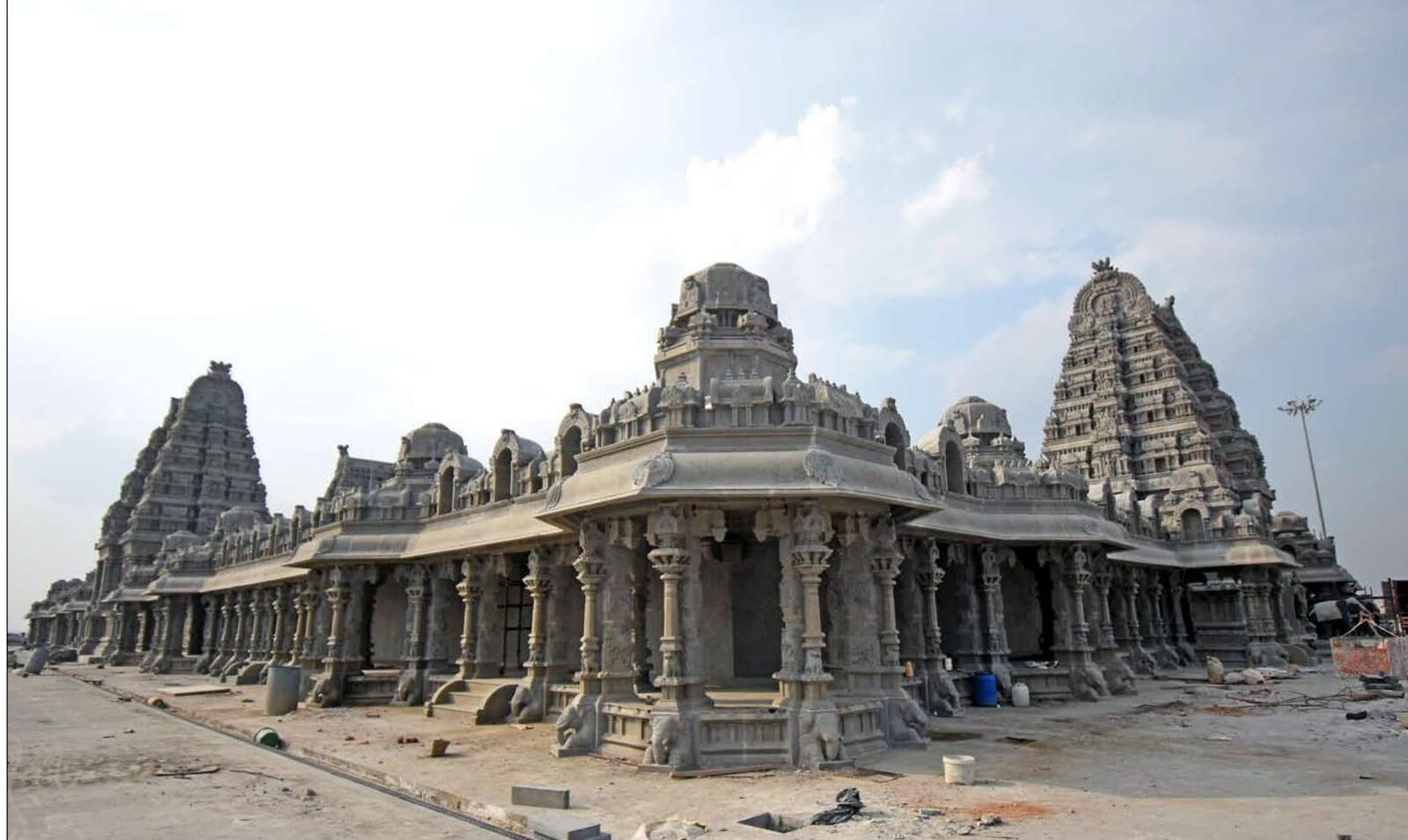 Outer Mandapam