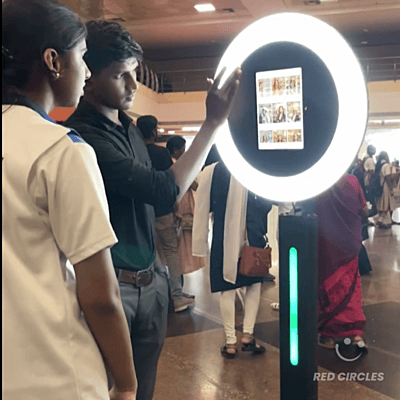 AI Photo Booth (iPad)