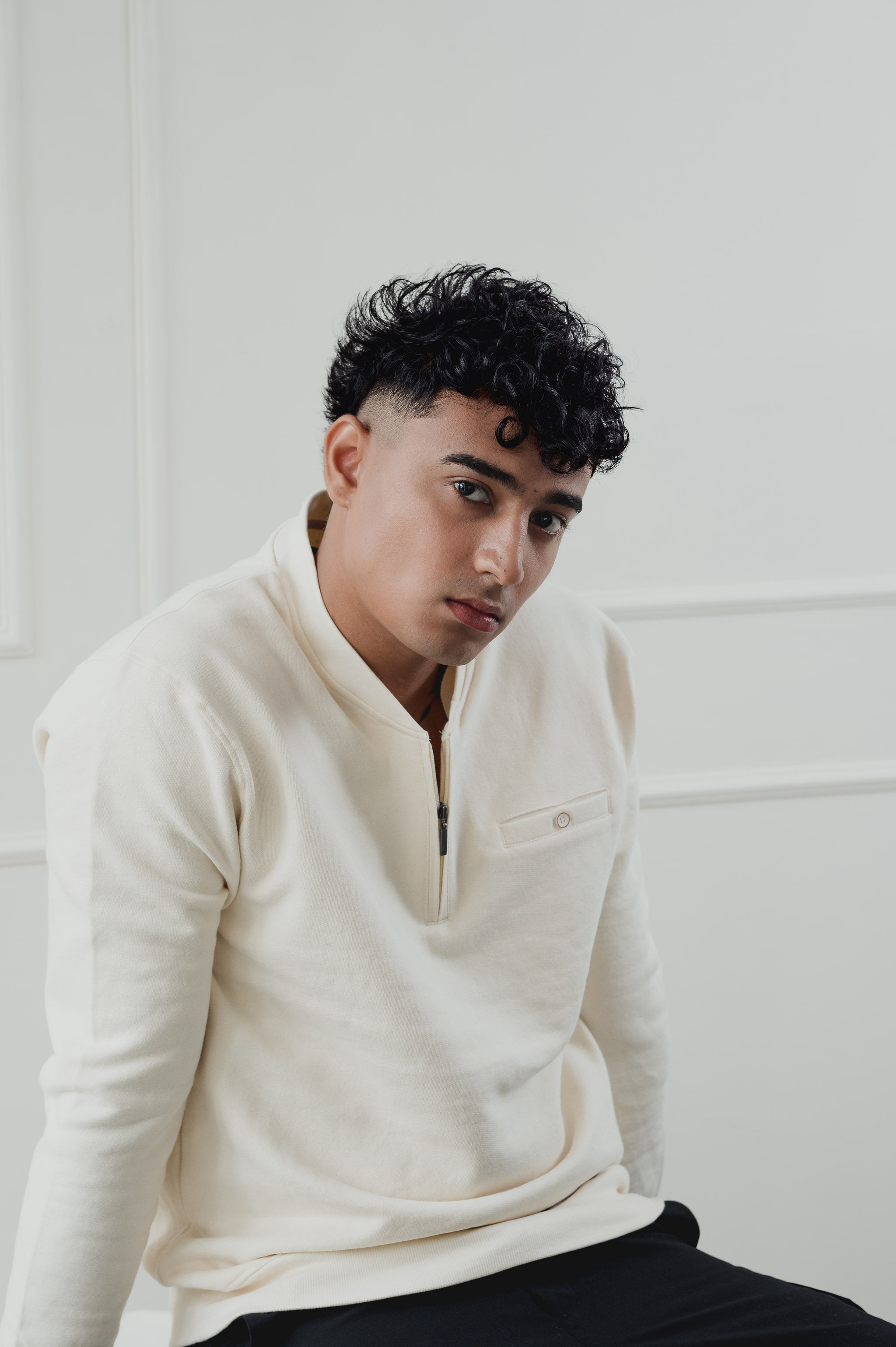 Being Winged - Inside brushed Sweatshirt