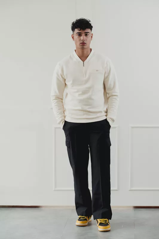 sweatshirt