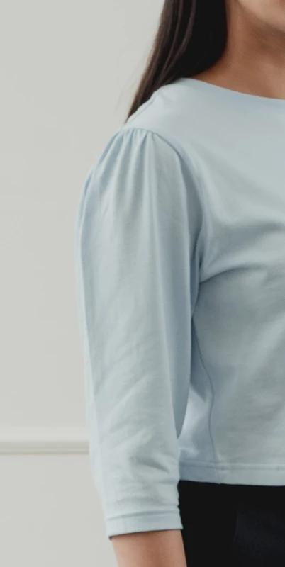 Round Neck Crop Tee