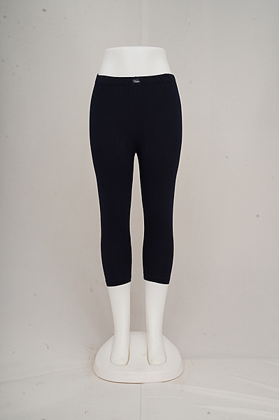 Women Navy Capri