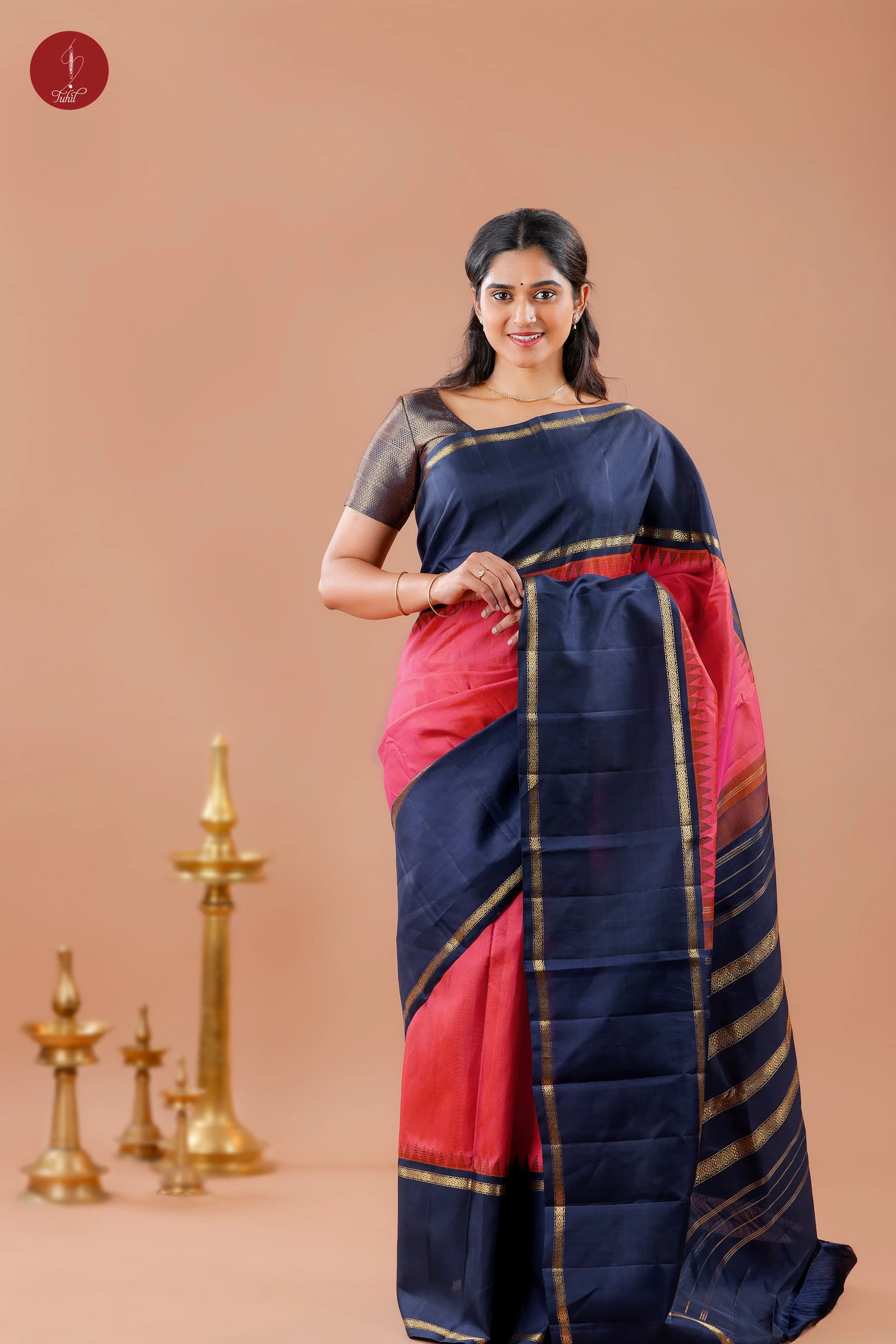 Handloom Kanchipuram Pure Silk Saree – Orange Shot Pink with Navy (MS071)