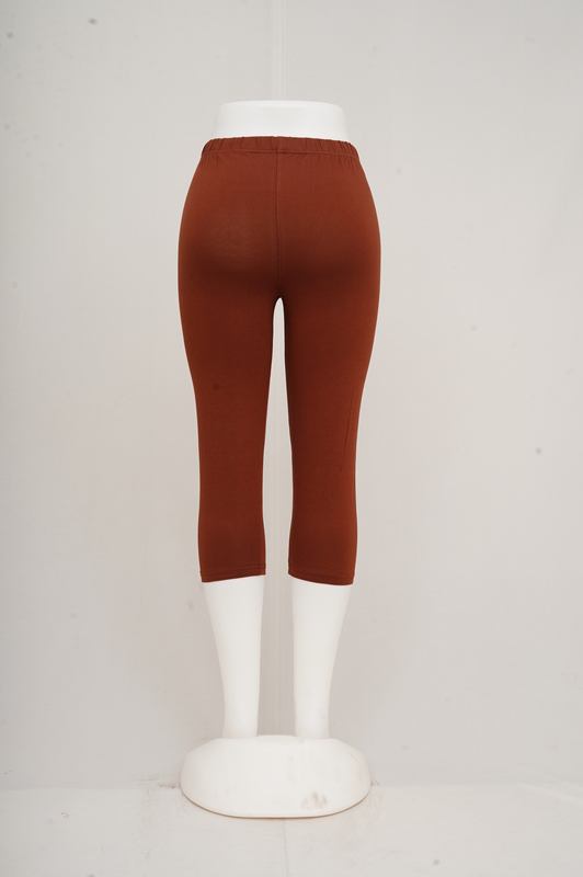 Women Chocolate Capri