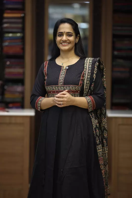 Anarkali Kurta Set with Printed Dupatta, Black