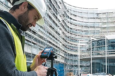 Bosch GLM 100-25 C 100 Meter Laser Distance Meter with Inbuilt Camera