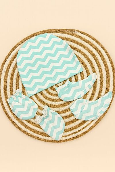 Mint Wave Baby Cap, Mittens & Booties Set Mint Wave Baby Cap, Mittens & Booties Set