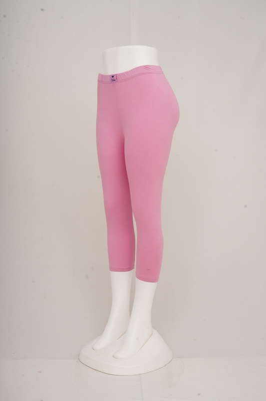 Women Moonlight Pink Capri