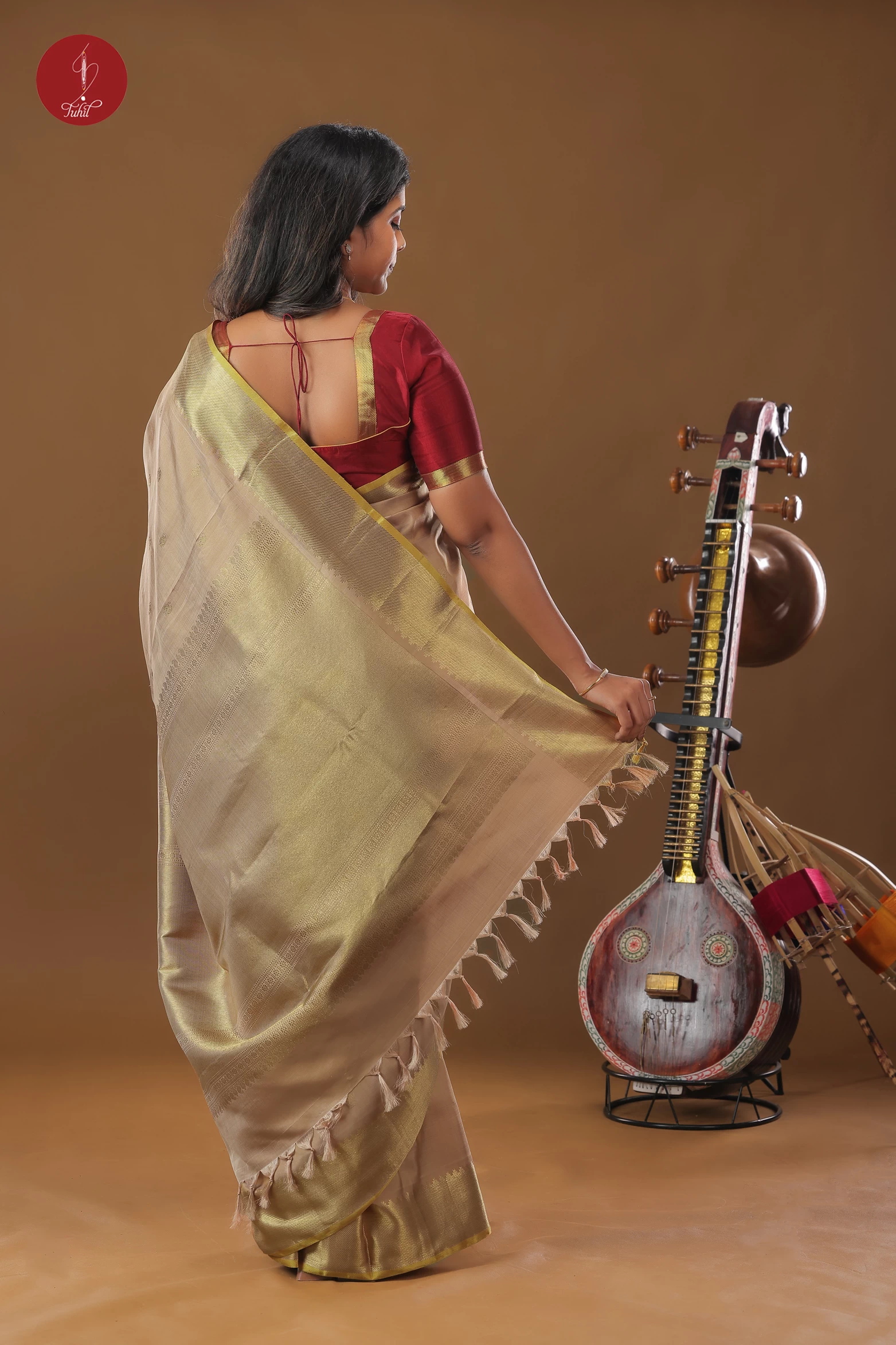 Handloom Kanchipuram Pure Silk Saree - Deep Gold with Bavanji Border (SHS344)