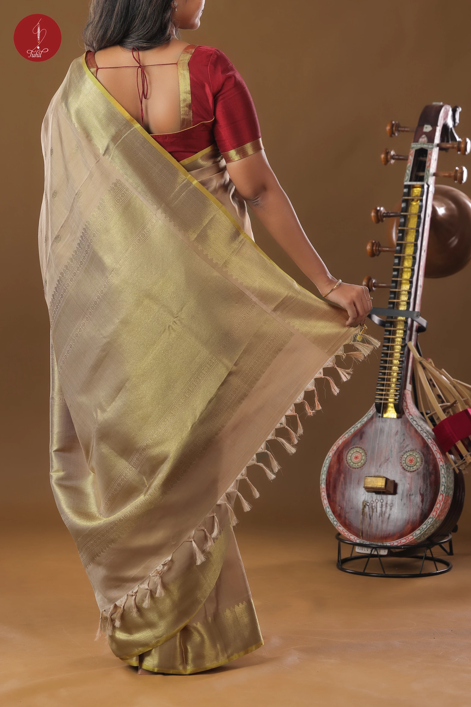 Handloom Kanchipuram Pure Silk Saree - Deep Gold with Bavanji Border (SHS344)