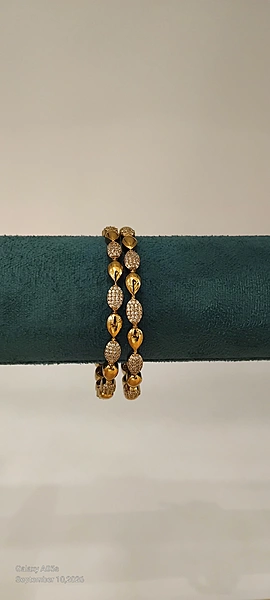 AD Stone Mehandi Coloured Bangle