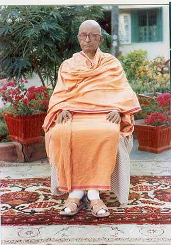 Swami Tapasyananda - Vice-President (1985 – 91)