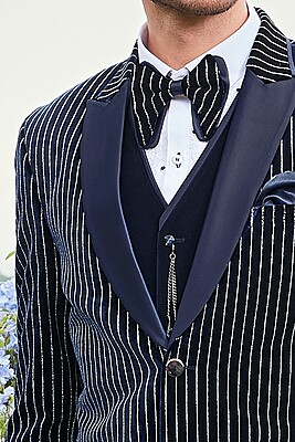 08 A Slim Fit Navy Tuxedo12 (1)