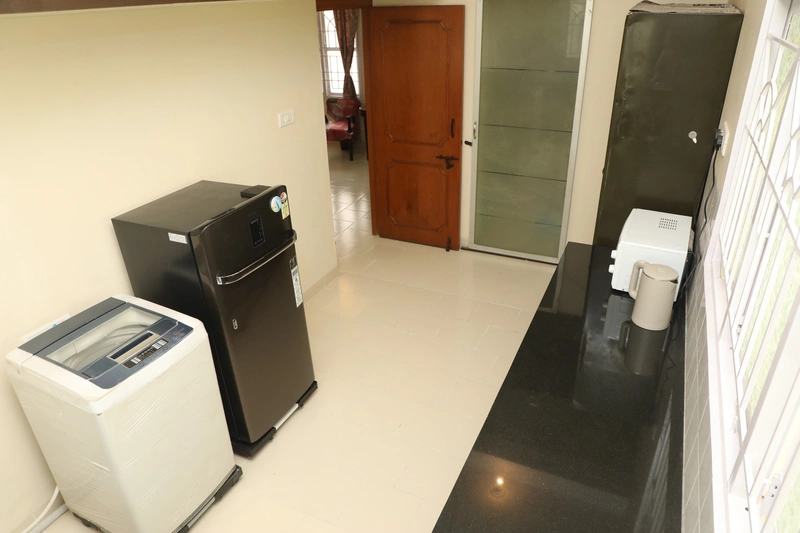 Rukhshana Ushtate Living R T Nagar Bangalore