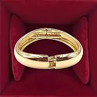 Elegant Anti-Tarnish Gold Plated Bangle with Clasp