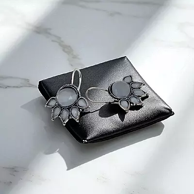Elegant Grey Cat's Eye Earrings | Vintage-Inspired Dangle Earrings