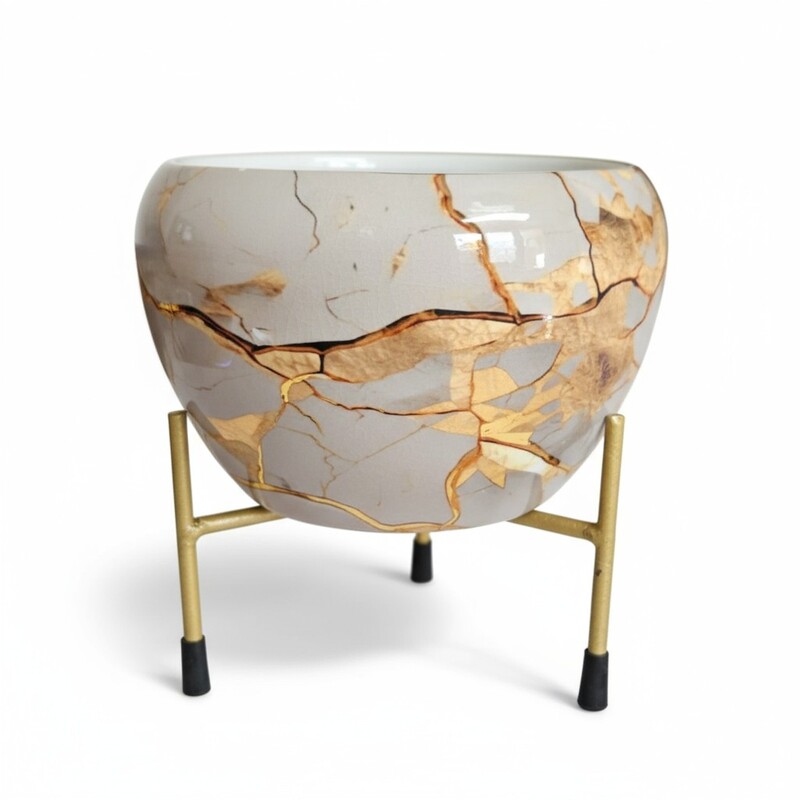 Marble Effect Gold Vein
