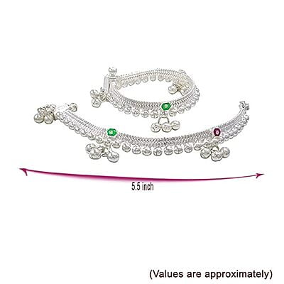 Silver gift set for babies(Anklet/Kolusu, Feeder/Paladai) Silver gift set for babies(Anklet/Kolusu, Feeder/Paladai)