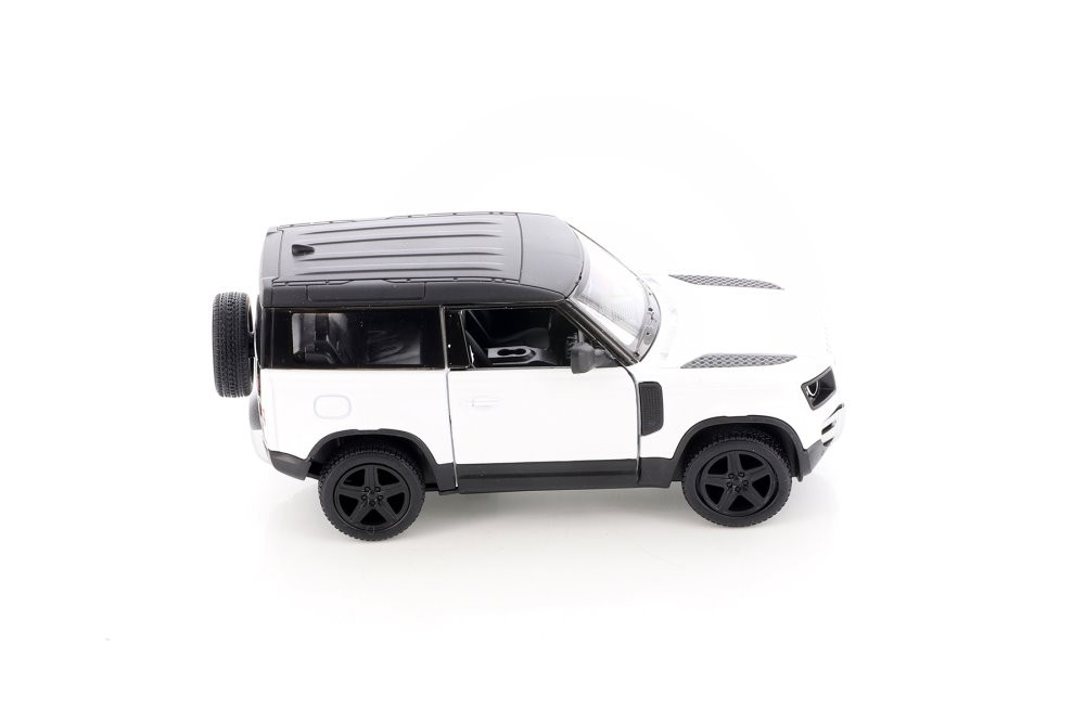 Land Rover Defender 90 1:36