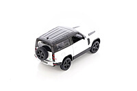 Land Rover Defender 90 1:36