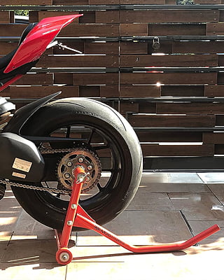 MotoTrailers Premium Single Sided Paddock Stand