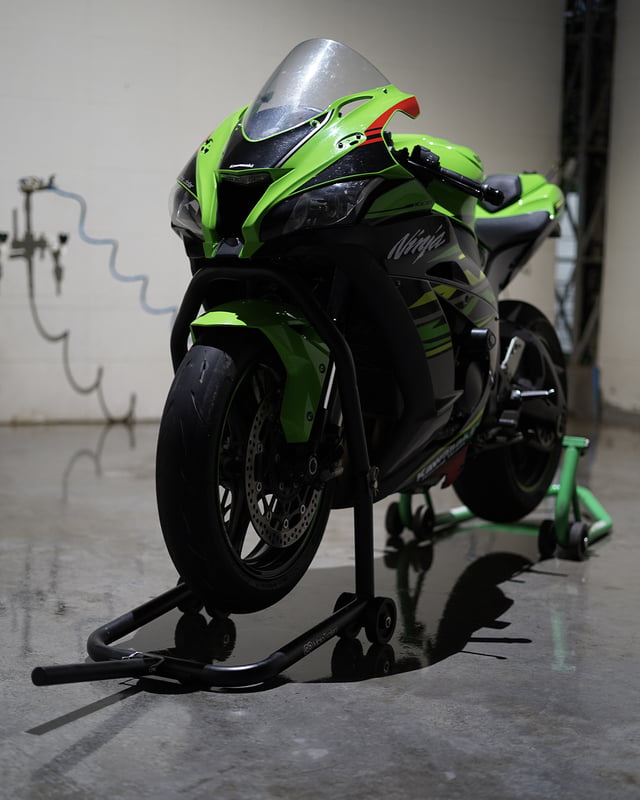 MotoTrailers Triple Tree Paddock Stand