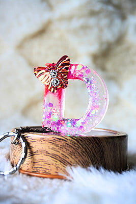 'B' LETTER WITH BUTTERFLY PINK KEYCHAIN 'B' LETTER WITH BUTTERFLY PINK KEYCHAIN