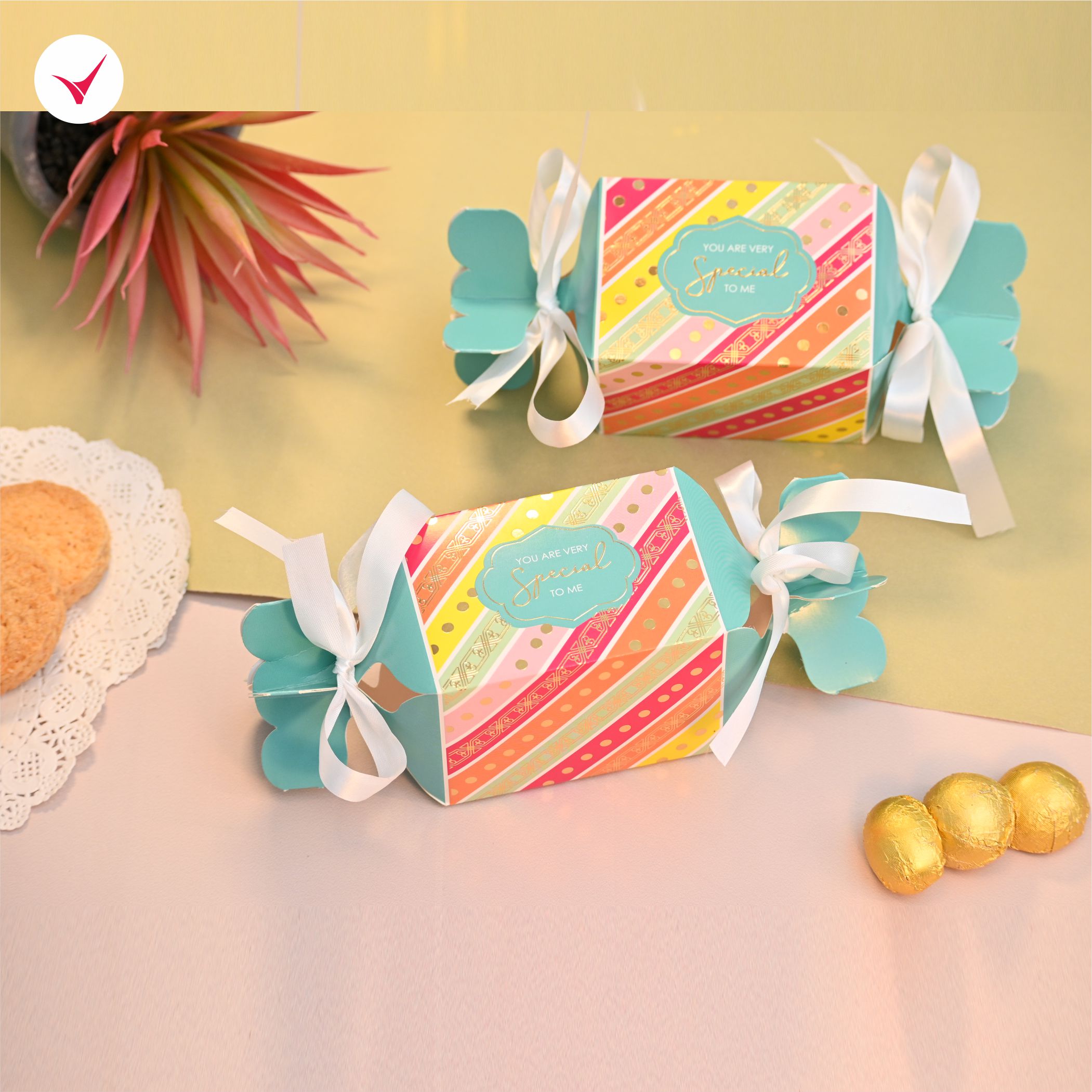 Toffee Shape Box 1668 B