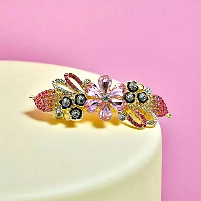Elegant Floral Design Barrette