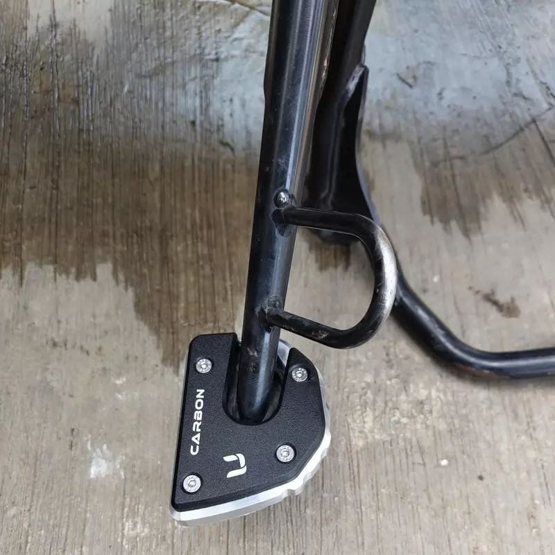 Carbon Racing Premium Stand Extender for Suzuki V-Strom 650 Carbon Racing Premium Stand Extender for Suzuki V-Strom 650