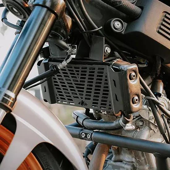 Legundary Vector Radiator Grill for Yamaha XSR 155