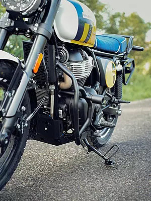 Legundary Thanos Crash Guard With Slider for Royal Enfield Bear 650 Legundary Thanos Crash Guard With Slider for Royal Enfield Bear 650