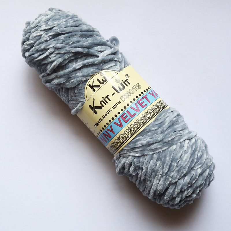 Thin Velvet Yarn 131 Thin Velvet Yarn 131