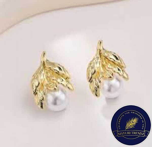 Leafpearl stud