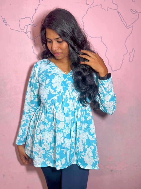 Feeding short top #7