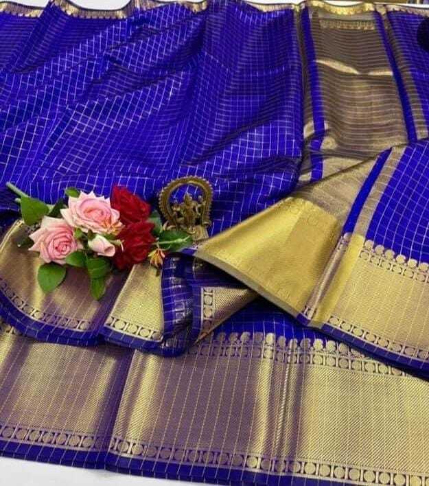 Checked saree