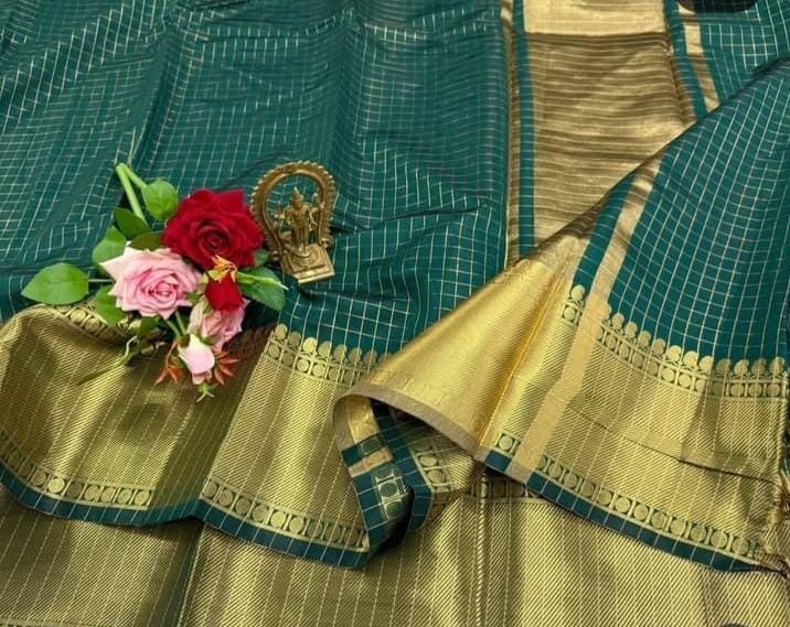Checked saree