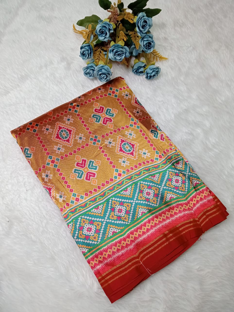 S D PATOLA SILK D N 117