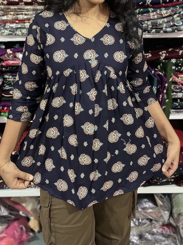 XXL - size Aliya peplum #10