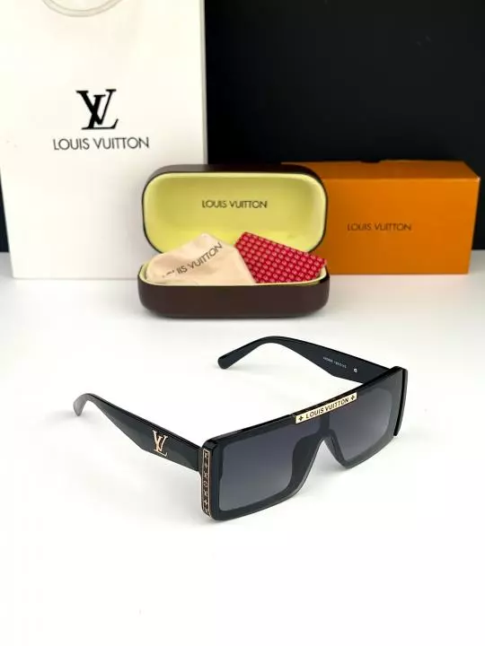 LOUI_S VUITTON SUNGLASS D-519
