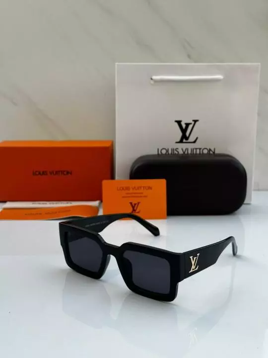 LOUI_S VUITTON SUNGLASS D-514