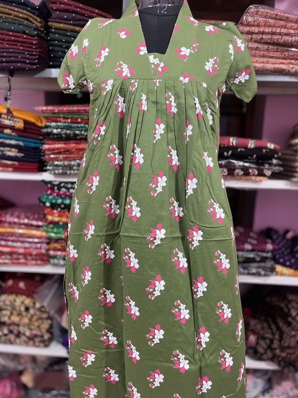 V-Neck semi collar XL #95