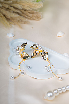 Pearl Tassel Earrings