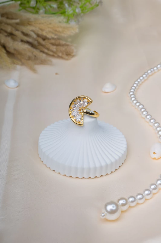The Luna Ring