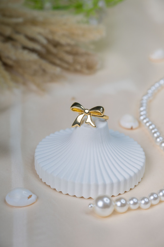 Mini Bow Ring