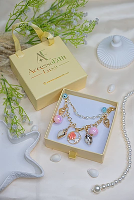Double layered necklace